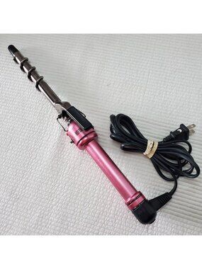 Hot Shot Tools Coil Swirl Spiral Curling Iron S510328 3/4" Pink Black Works